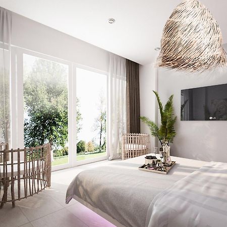 Black Amber Boutique Hotel Лампи Экстерьер фото